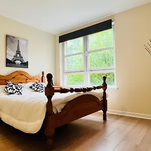 Stunning 2-bed In Free Parking Edinburgh