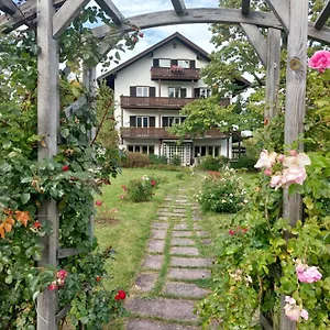 https://landhaus-schnblick.com-bavaria.com